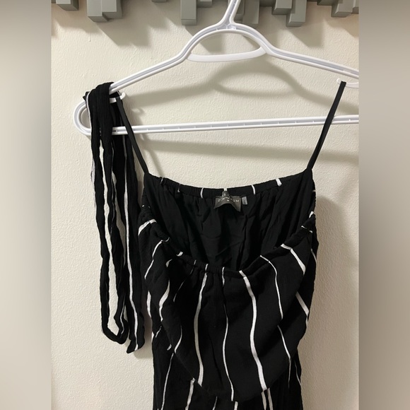 Mendocino Romper with belt - Picture 3 of 5